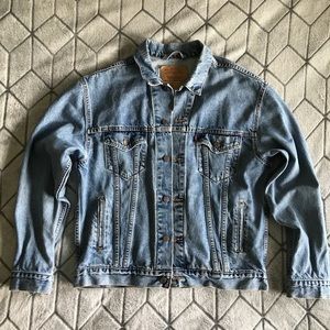 LEVIS DENIM JACKET